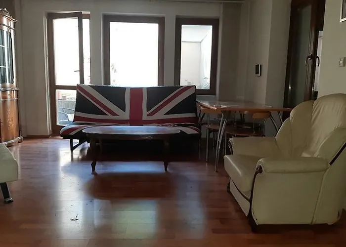 Pleasant Under The Castle Apartament