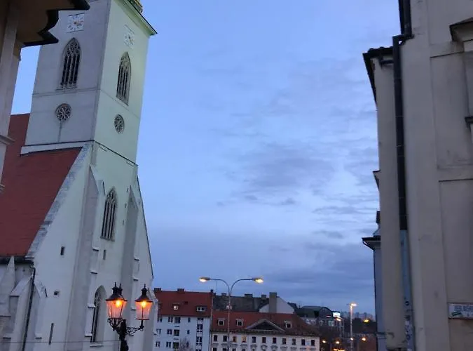 Pleasant Under The Castle Bratislava